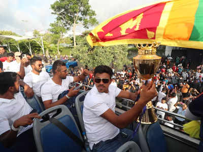 Sri Lanka Asia Cup 2022 : বীরের সংবর্ধনা, দেশে ফিরতেই এশিয়া সেরা শ্রীলঙ্কাকে নিয়ে উল্লাস 