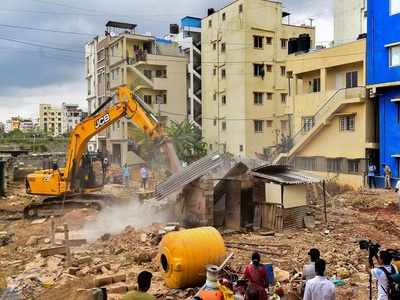 Demolition Drive: ಒತ್ತುವರಿ ತೆರವು ಕಾರ್ಯಾಚರಣೆ ಓಕೆ.. ಪರ್ಮಿಷನ್ ಕೊಟ್ಟವರಿಗೆ ಶಿಕ್ಷೆ ಇಲ್ಲ ಏಕೆ?