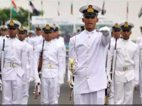 Indian Navy Recruitment 2022: অগ্নিপথ প্রকল্পের আওতায় নৌসেনায় নিয়োগ, জানুন বিশদে
