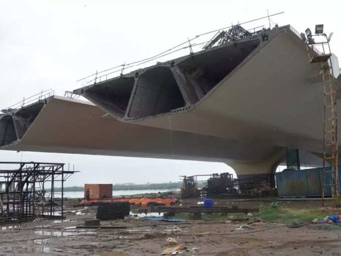 ​इस तकनीक के इस्तेमाल से बन रहा पुल