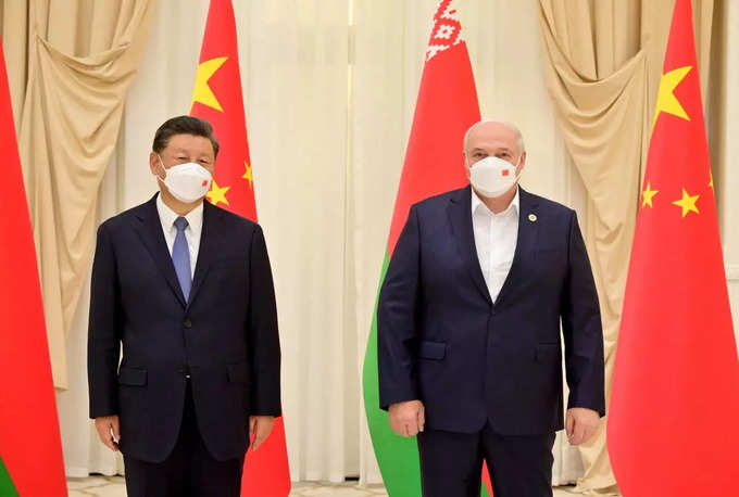 चीन के राष्‍ट्रपति शी जिनपिंग को भी भाया सूट