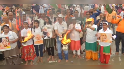 PM Modiના જન્મદિવસ પહેલા વારાણસીમાં થઈ વિશેષ Ganga Aarti, જુઓ વિડીયો 