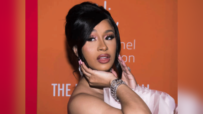 Cardi B: कार्डी बी स्ट्रिप क्लब में मारपीट की दोषी, कुर्सियों, बोतलों, हुक्का पाइप से हुई थी गुत्थम-गुत्था