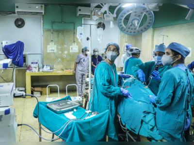 ગર્ભાશયમાંથી 5 કિલોની ગાંઠ કઢાઈ, ઓપરેશન કરનારા ડોક્ટરોએ મહિલાઓને આપી ખાસ સલાહ