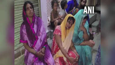 Deoria News: देवरिया में मकान गिरने से खत्म हो गया परिवार, जर्जर घर के मलबे में दबकर पति, पत्नी, मासूम की मौत