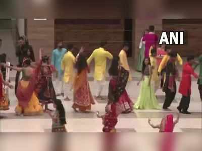 Gujarati Garba:નવરાત્રીના અઠવાડિયા પહેલા જ સુરતમાં થઈ ગરબાની જોરદાર જમાવટ