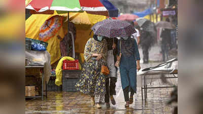 Rainfall Forecast: আরও শক্তি বাড়াবে নিম্নচাপ, বজ্রবিদ্যুৎ সহ বৃষ্টির দোসর ঝোড়ো হাওয়া