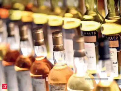 Delhi Liquor Scam: అనూహ్యంగా తెరపైకి శ్రీనివాసరావు.. కదులుతున్న లిక్కర్ డొంక