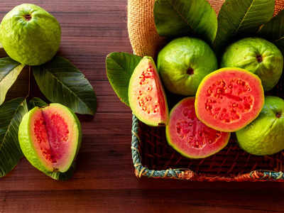 Pink guava health benefits: షుగర్‌ పేషెంట్స్‌ పింక్‌ జామ తింటే.. మంచిదంట..!