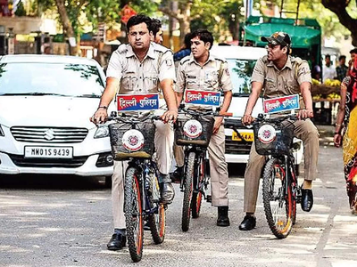 महीने का सिर्फ 180 रुपये साइकिल भत्ता लेकिन खर्चा कही ज्यादा है, हाईकोर्ट में दिल्ली पुलिस की दलील