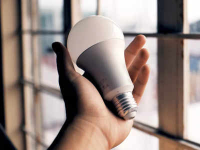 बिजली कटने के बाद भी ब्राइट रोशनी देते हैं ये इमरजेंसी LED Bulb, सस्ते विकल्प हैं मौजूद