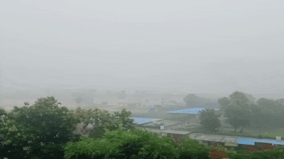 Delhi NCR Rain: गुलाबी ठंड आ गई! दिल्‍ली-एनसीआर में झमाझम बारिश से मौसम मस्‍ताना