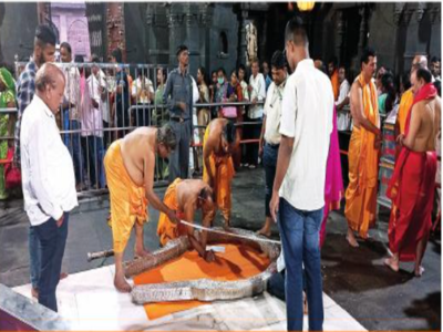 वज्रलेपास चढविणार कोंदण! त्र्यंबकेश्वराच्या पिंडीची पुरातत्वकडून पाहणी