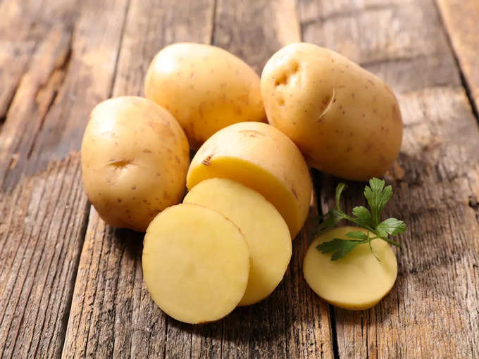 ​১. আলু পাইলস রোগীদের জন্য খারাপ (Potato)