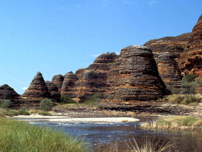 ಬಂಗಲ್ ಬಂಗಲ್ ಶ್ರೇಣಿ