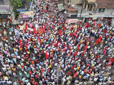CPIM West Bengal: সংখ্যা দিয়ে ধর্মতলার দখল নিলেন মীনাক্ষীরা