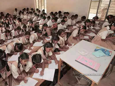 Assam News: বেসরকারিকরণের পথে অসমের একাধিক স্কুল, বিরোধীদের নিশানায় হিমন্ত সরকার