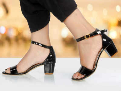 एथनिक और वेस्टर्न स्टाइल पर भी जचेंगी ये ब्लॉक Heels Sandals, फैशन को बनाएं अट्रैक्टिव