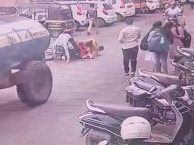 Pune News : अपघातात नजरेसमोर गेला अवघ्या ६ महिन्याचा चिमुकला, आईने फोडला हंबरडा