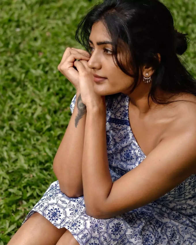 Eesha Rebba: பிகில் பட நடிகை ஈஷா ரெப்பாவின் ஸ்டைலிஷ் போட்டோஸ்..!