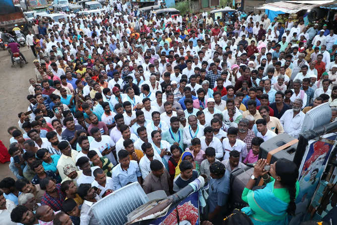 వైఎస్ షర్మిల ప్రజాప్రస్థానం పాదయాత్ర