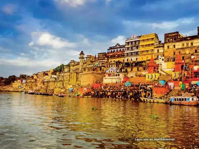 Varanasi News: मशीनी सफाई, CNG का इस्तेमाल, चौड़ी सड़कें, बेहतर बिजली सप्लाई... और यूं चमकता चला गया बनारस