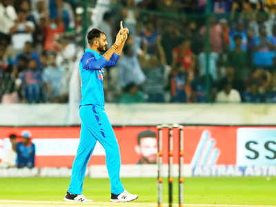 IND vs AUS 3rd T20I : ‌‌অক্ষরের দারুণ বোলিং সত্ত্বেও সিরিজ নির্ণায়ক ম্যাচে বড় রান অস্ট্রেলিয়ার 