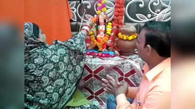 गणेश प्रतिमा के बाद BJP नेता रूबी आसिफ खान ने घर में स्थापित की मां दुर्गा की मूर्ति, 9 दिन रखेंगी व्रत