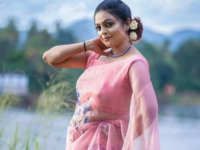 ​ആര്‍ട്ടിസ്റ്റുകളുടെ അവസ്ഥ