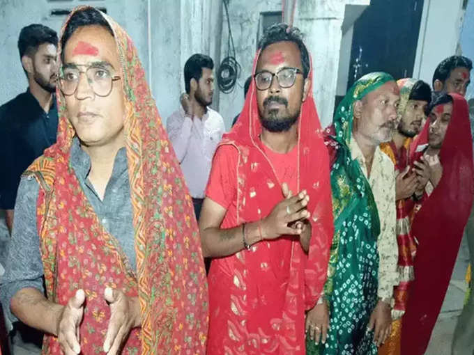 नवरात्रीनिमित्त सादू माता मंदिरात पूजा