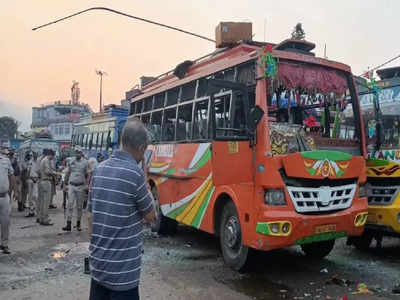 Jammu-Kashmir: ऊधमपुर में खड़ी बस में जोरदार धमाका, अमित शाह के दौरे से पहले आठ घंटे में दूसरी घटना, दो घायल