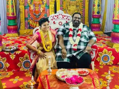 Mahalakshmi on Vijay TV: என்ன குறை? ஏன் இப்படி இறங்கிட்டீங்க... விஜய் டிவியை வச்சு செய்யும் நெட்டிசன்ஸ்!