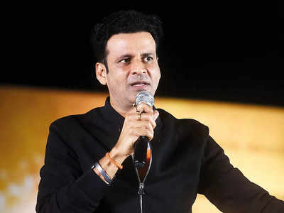 Manoj Bajpayee: बॉलीवुड से हिंदी के गुम होने पर दुखी मनोज बाजपेयी, कहा- नहीं पढ़ता इंग्लिश स्क्रिप्ट