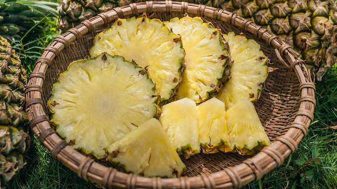 ​আনারস (Pine Apple)