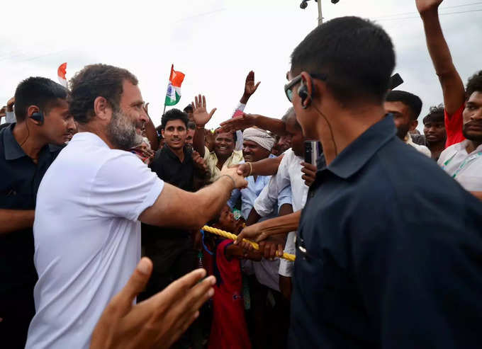 Rahul Gandhi meet locals