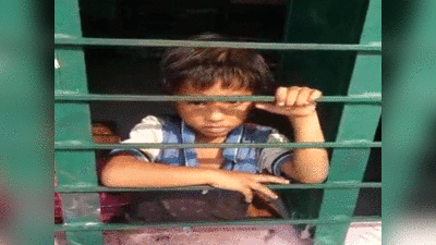 Bulandshahr News : क्लासरूम में मासूम बच्ची को बंद कर घर चले गए शिक्षक, पूरा स्टाफ निलंबित
