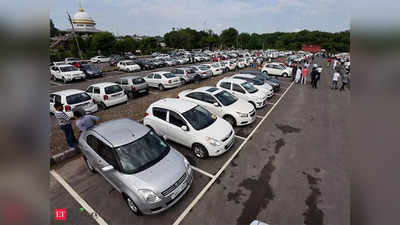 Car Sale: दशहरा-दिवाली से पहले है ये हाल तो इस महीने क्या मचेगा धमाल!