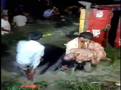 Kanpur Accident: नशा बना काल, मुंडन कराकर लौट रहे लोगों ने रास्ते में पी थी शराब, फिर तेज रफ्तार दौड़ाने लगे ट्रैक्टर.. और हो गया हादसा