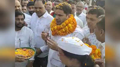 Prashant kishor Padyatra: प्रशांत किशोर की पदयात्रा शुरू, हाजीपुर में बोले- मुझे नहीं बनना बिहार का दूसरा गांधी