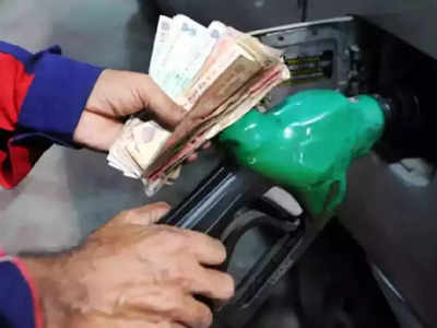 Petrol Diesel Price: কলকাতায় পেট্রল ₹106, কোন কোন শহরে দাম 100-এর কম