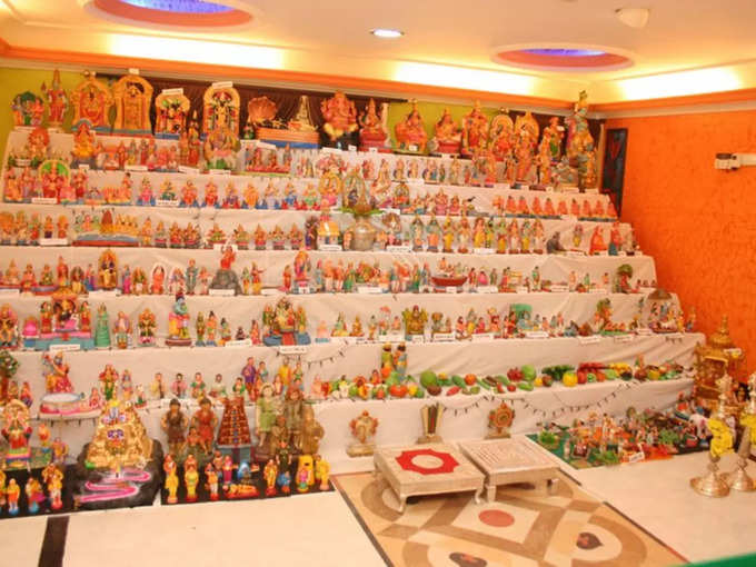 Dasara Dolls