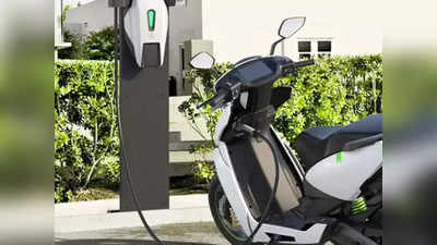 Electric Scooter Battery: ইলেকট্রিক স্কুটারে আচমকা আগুন, মৃত্যু শিশুর! প্রশ্ন ব্যাটারির মান নিয়ে