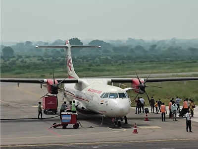 Bilaspur-Indore Flight: बिलासपुर-इंदौर फ्लाइट की शुरुआत, सीएम ने ज्योतिरादित्य सिंधिया से अन्य शहरों के लिए की मांग