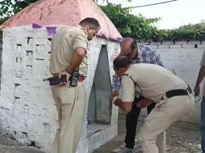 Gwalior: शिव मंदिर में खून से लथपथ मिला CA छात्र का शव, परिजन जता रहे हत्या की आशंका