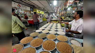 Essential Food Items Price: భారీగా తగ్గిన నూనెలు, పప్పుల ధరలు.. వంటింట్లో సంబరాలు షురూ..