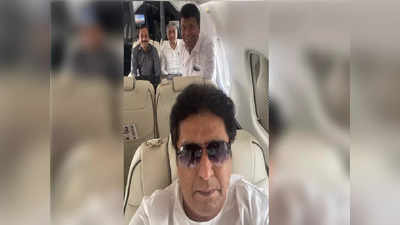 Raj Thackeray : राज ठाकरेंनी फोन धरला, विमानात त्या तिघांसोबत सेल्फी क्लिक