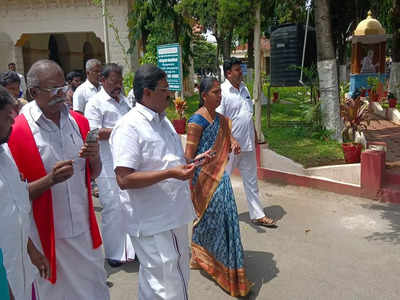 ரூட் மாறும் திமுக மா.செ... கோவையில் புது உருட்டு- வெடிக்கும் ராங் டீலிங் சர்ச்சை!