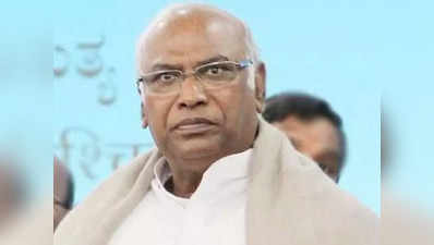 Mallikarjun Kharge- ಎಐಸಿಸಿ ಅಧ್ಯಕ್ಷಗಿರಿಗೆ ಸ್ಪರ್ಧಿಸಲು ಗಾಂಧಿ ಕುಟುಂಬದಿಂದ ಯಾರೂ ರೆಡಿಯಿಲ್ಲ, ಎಲ್ಲರ ಒತ್ತಡಕ್ಕೆ ನನ್ನ ಸ್ಪರ್ಧೆ: ಖರ್ಗೆ