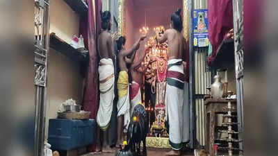 தர்மபுரம் ஆதீனம் தசபுஜ துர்கா மகாலட்சுமி ஆலயம்; நவராத்திரி பூஜையில் பக்தர்களுடன் மடாதிபதி பங்கேற்பு!