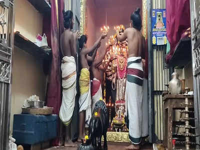 தர்மபுரம் ஆதீனம் தசபுஜ துர்கா மகாலட்சுமி ஆலயம்; நவராத்திரி பூஜையில் பக்தர்களுடன் மடாதிபதி பங்கேற்பு!